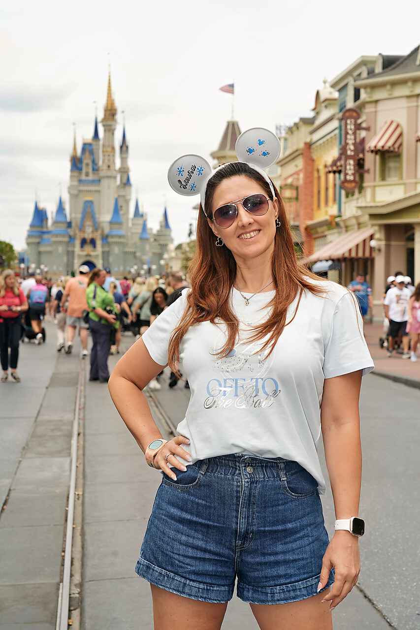 Laura_magic_Kingdom